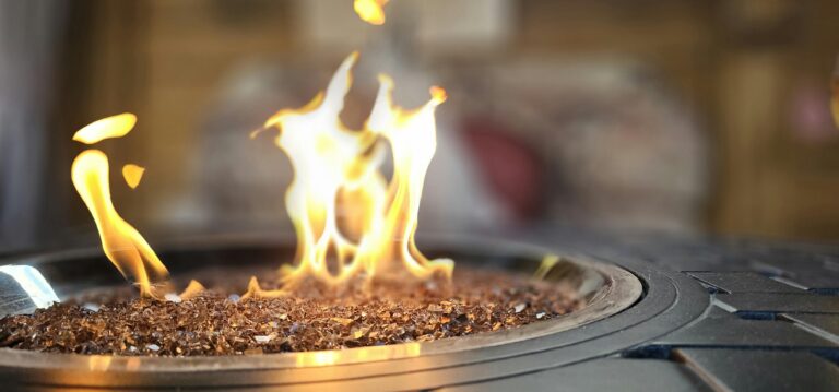 Designing the Perfect Fire Pit Gathering Space for Your Backyard